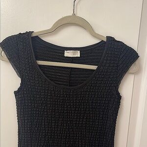 Zara Black Textured Cap Sleeve pentalum Tee